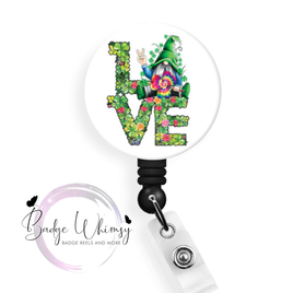 St Patrick's Day - Gnome - Love - Pin, Magnet or Badge Holder